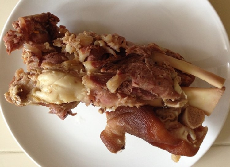 Ham Bone, Beans &amp; Greens Soup | Grabbing the Gusto